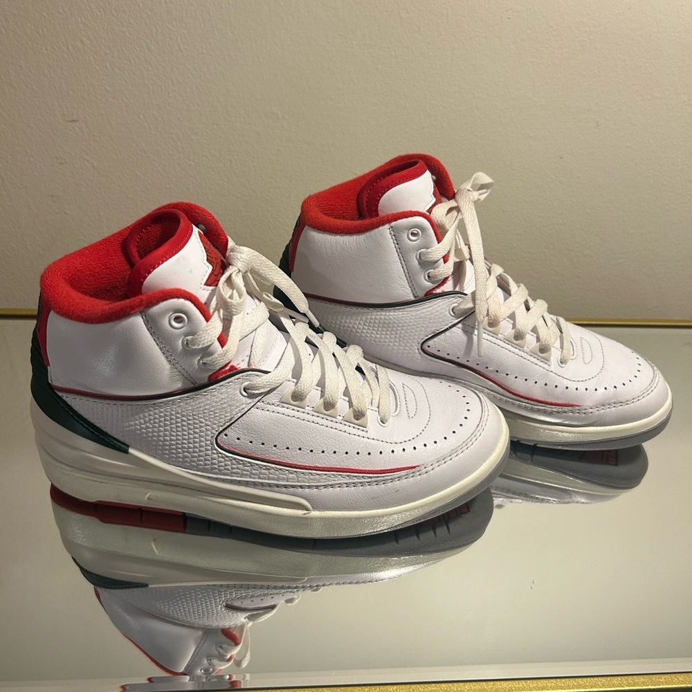 Jordan Nike Red and White Sneakers 🌹
